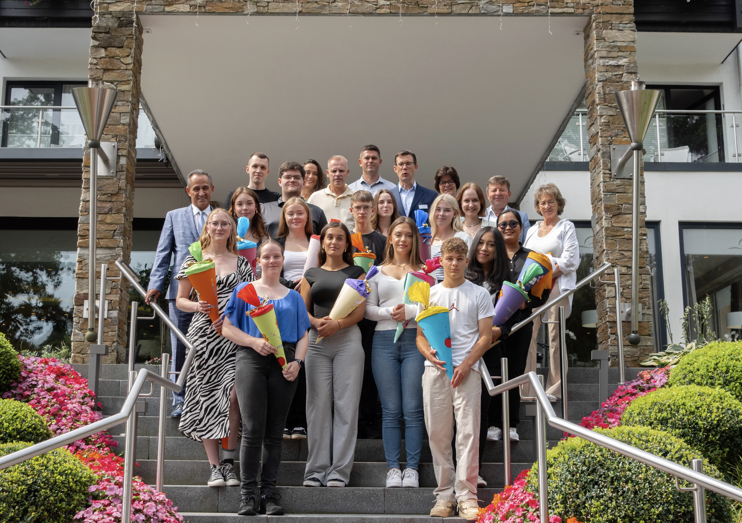 Das RoLigio® & Wellness Resort Romantischer Winkel begrüßt seine neuen Azubis